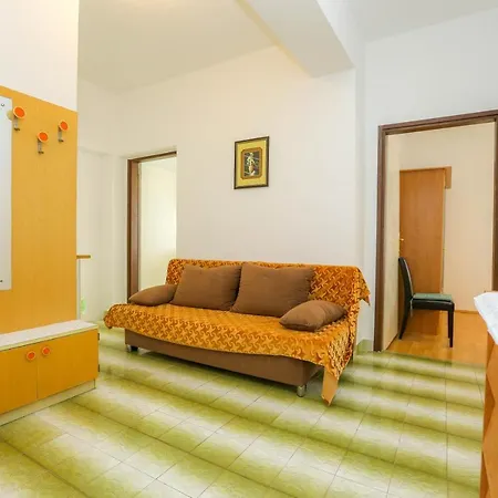 Apartment Zorka *