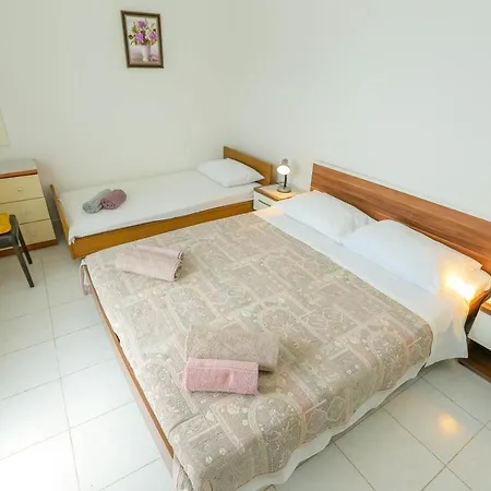 Apartment Zorka Savar